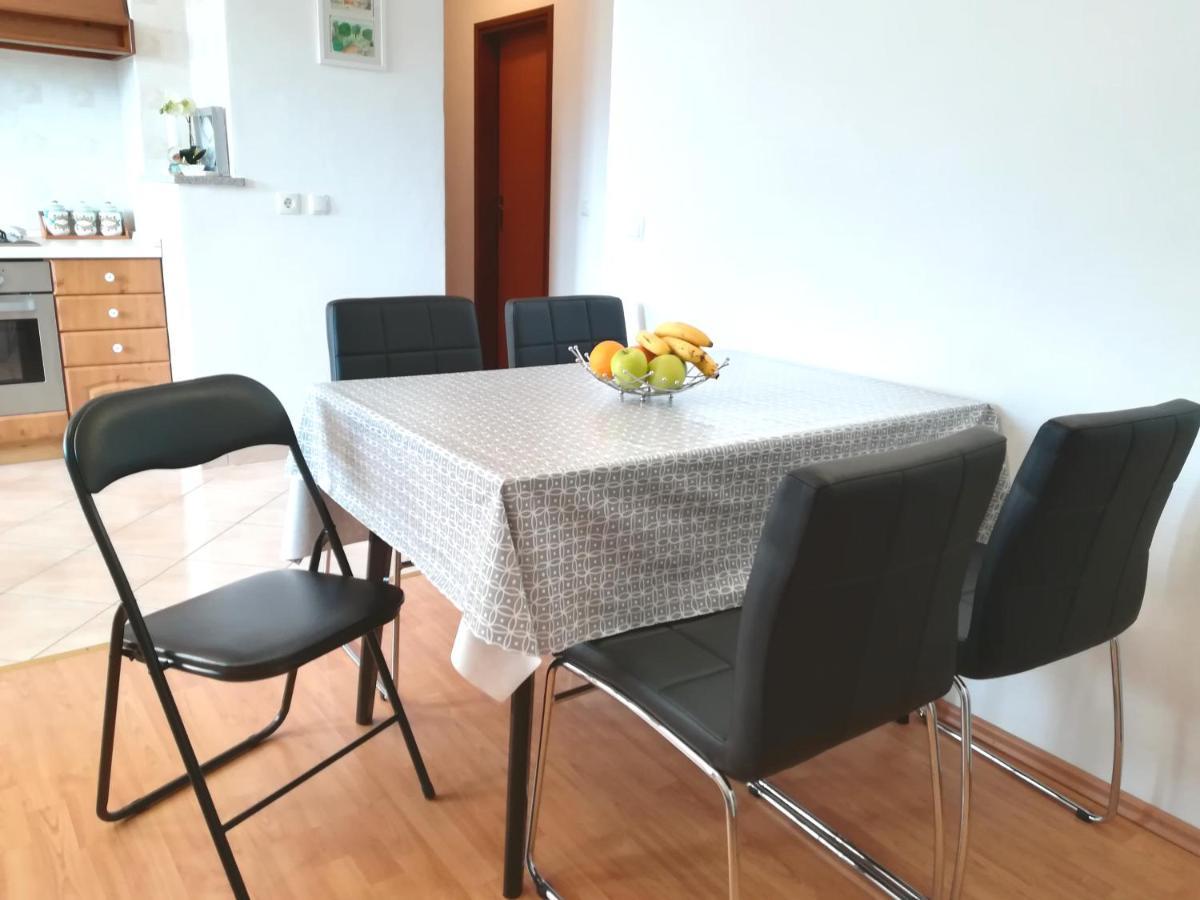 Apartment Toncic Benazici Esterno foto