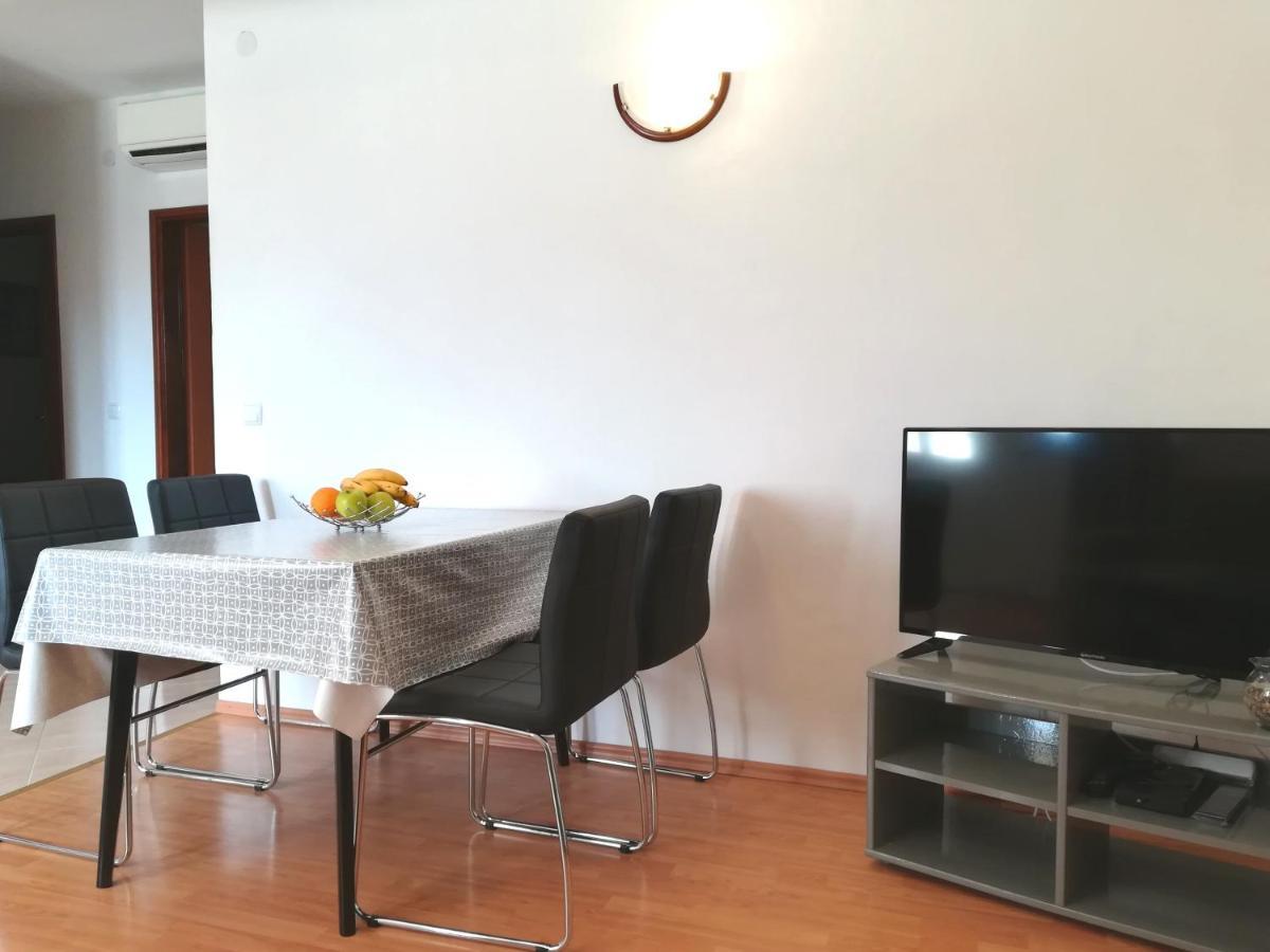 Apartment Toncic Benazici Esterno foto