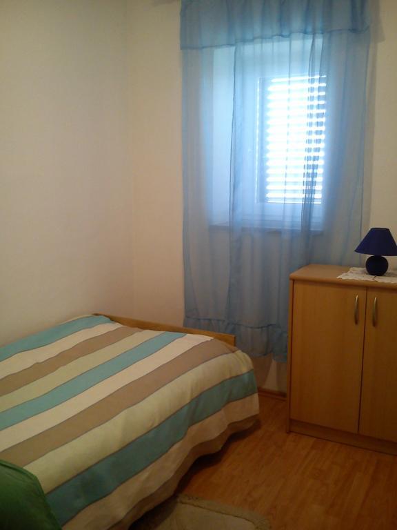 Apartment Toncic Benazici Esterno foto